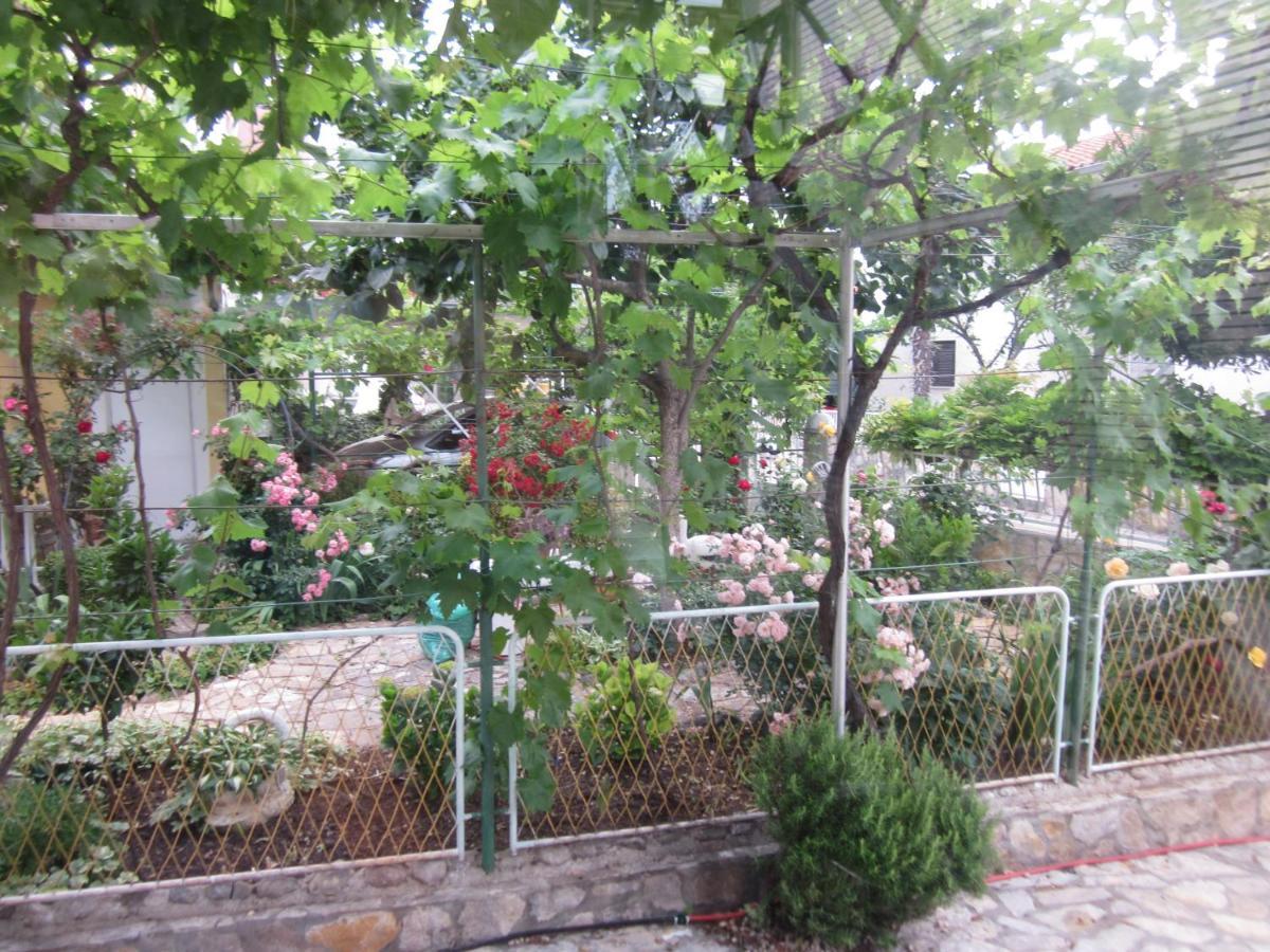 Gaestehaus Mimesis Vodice Eksteriør billede
